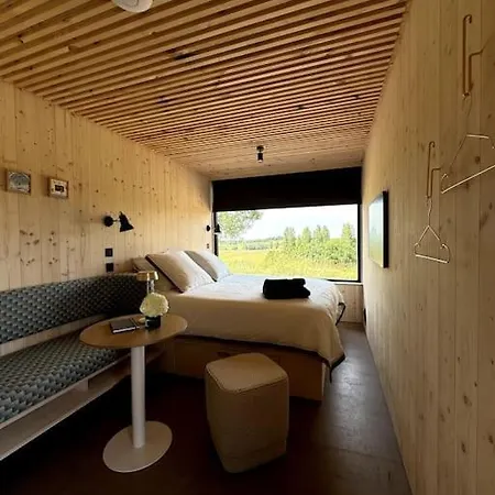 'calcaire' Vineyard Cabin At Chateau Puynard * Berson